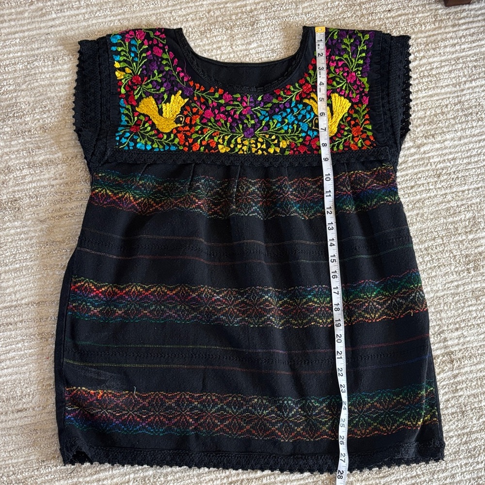 Vibrant Embroidered Women’s top - Picture 2 of 11